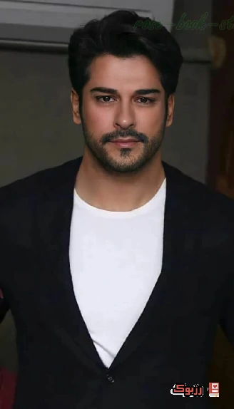 دانلود رمان همسایه ما اثر مریم پیروند